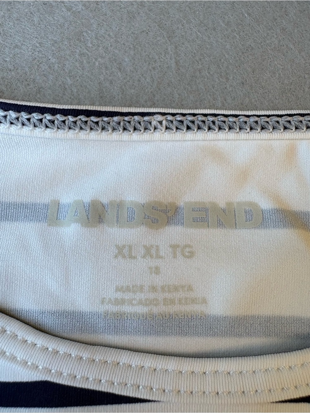 Lands' End Women’s White Navy Striped Long Sleeve Rashguard UPF 50 Sz XL NWOT - Picture 3 of 8